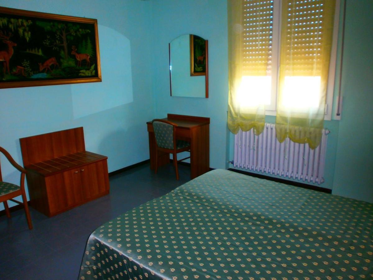 Il Leprotto - Room & Breakfast Altedo Eksteriør bilde
